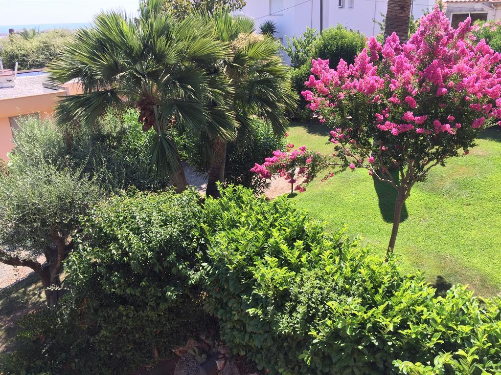 Vue Mer, Terrasse Et Parking Prive Antibes Buitenkant foto